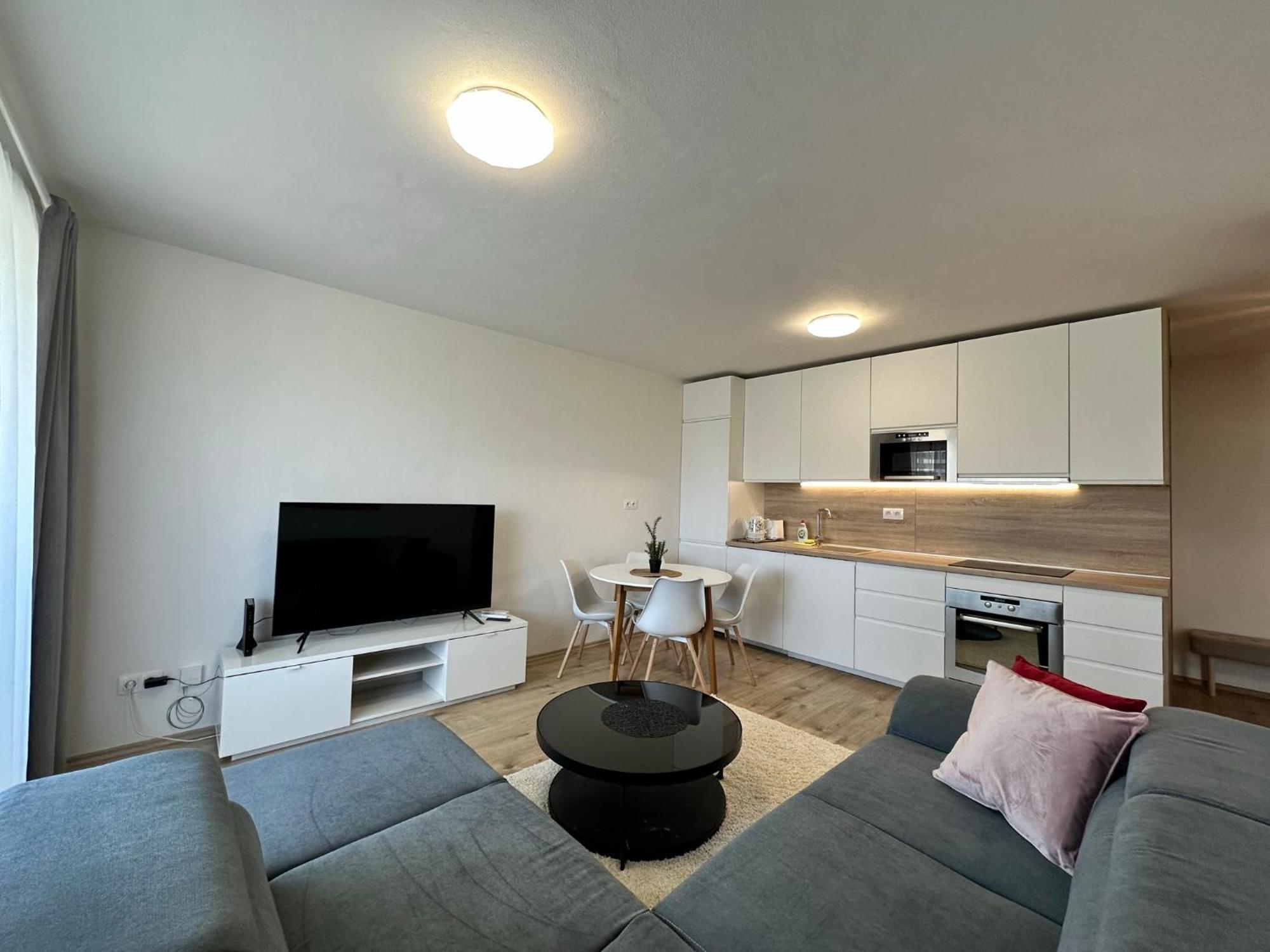 Novozariadeny Apartman Pri Starom Moste Bratislava Exteriör bild